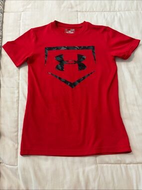 Under Armour Kids Red Short Sleeve Tee with Black Camo Logo
